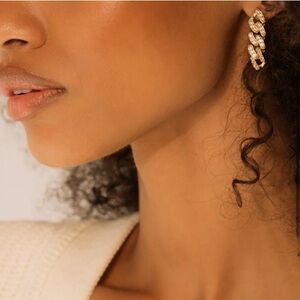 NEW Crystal Haze Jewelry Mexican Chain Drop 18K Gold Plated Earrings 💛